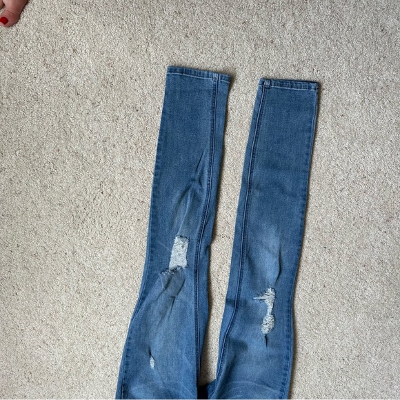 Jessica Simpson Maternity Size Small Skinny Distressed Jegging Jeans - Picture 6 of 8